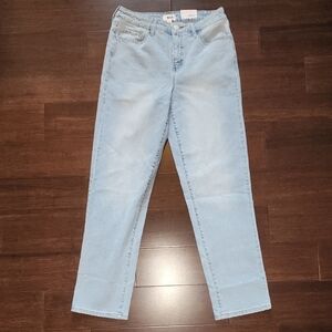SO CURVY Midrise Slim Straight Jeans Some Stretch Juniors 11 NWT